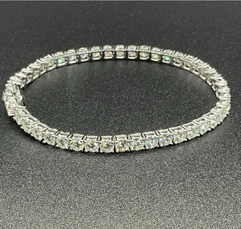 Tennis Mossanite on silver